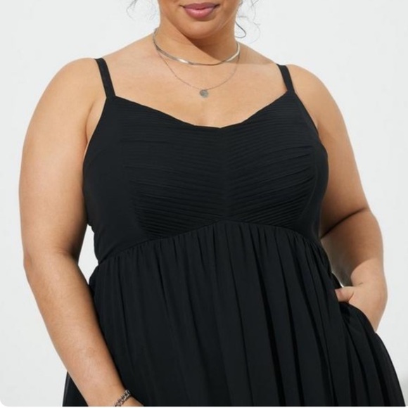 TORRID NWT Maxi Chiffon Pleated Dress - Picture 3 of 5